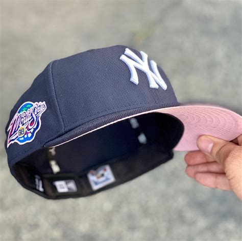 yankee fitted pink brim.